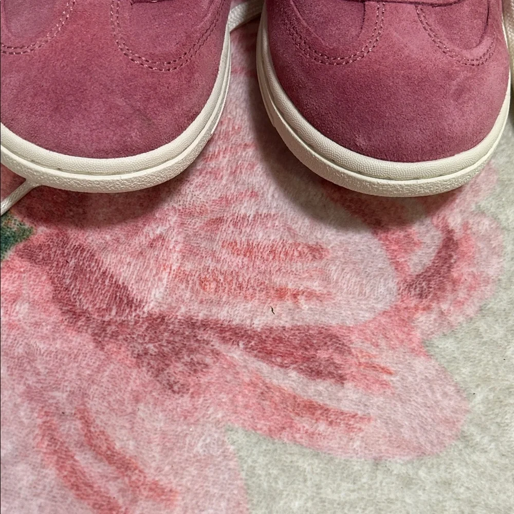 Sofft Rose Suede Sneakers NWOT